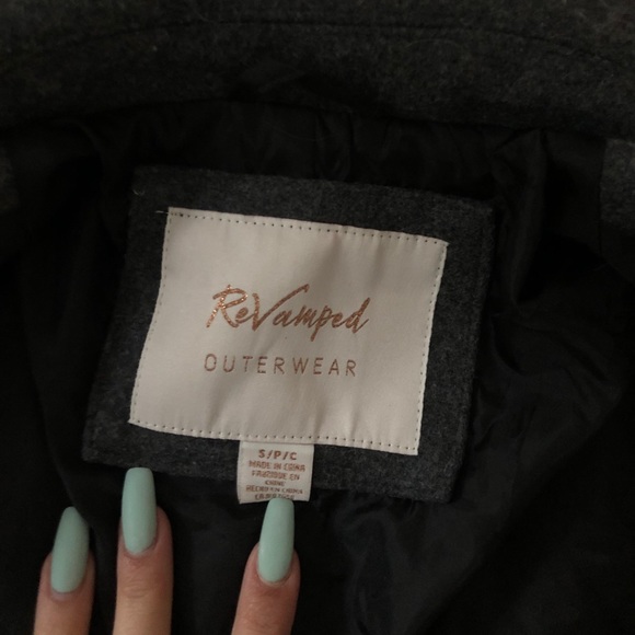 Coat - Picture 3 of 3